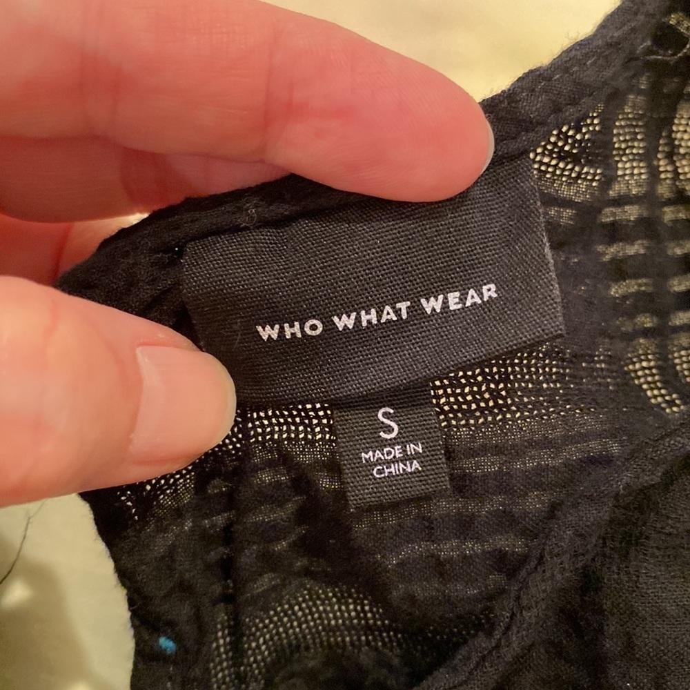 Who What Wear black sleeveless top - Picture 3 of 5